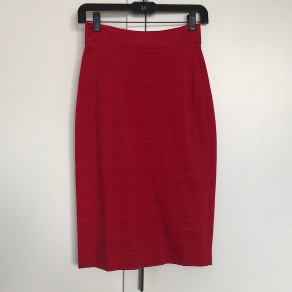 Black Halo Dresses & Skirts - Black Halo midi skirt